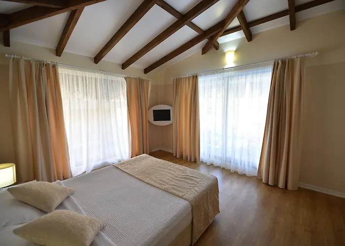 Sahra Su Village & 4*