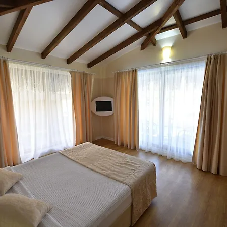 Sahra Su Village & 4*