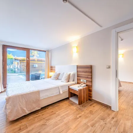 Sahra Su Village & מלון 4*