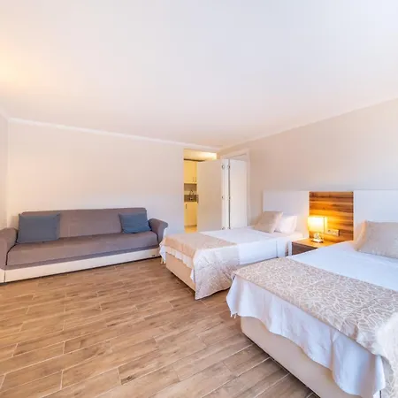 Sahra Su Village & 4* אולודניץ