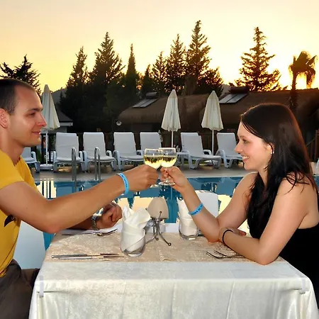 Sahra Su Village & Hotel 4*