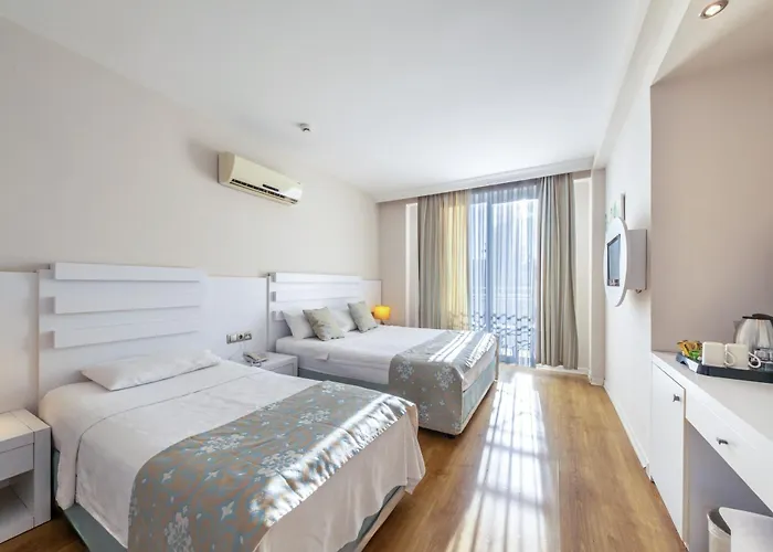 Sahra Su Village & Hotel 4*