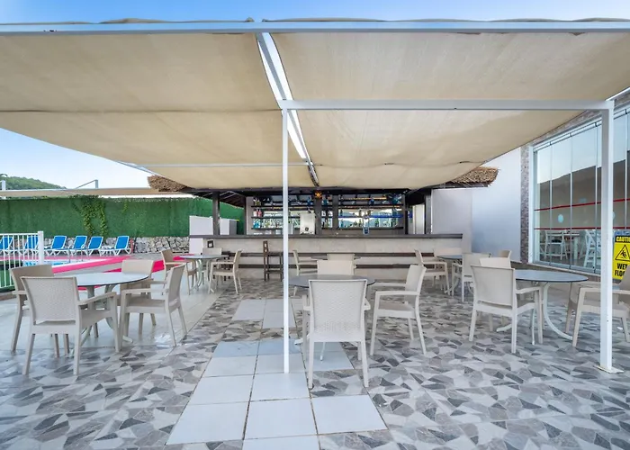 Отель Sahra Su Village & 4*