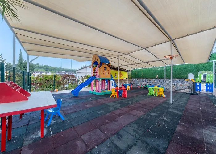 Sahra Su Village & Отель Олудениз