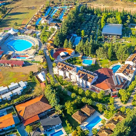 Sahra Su Village &