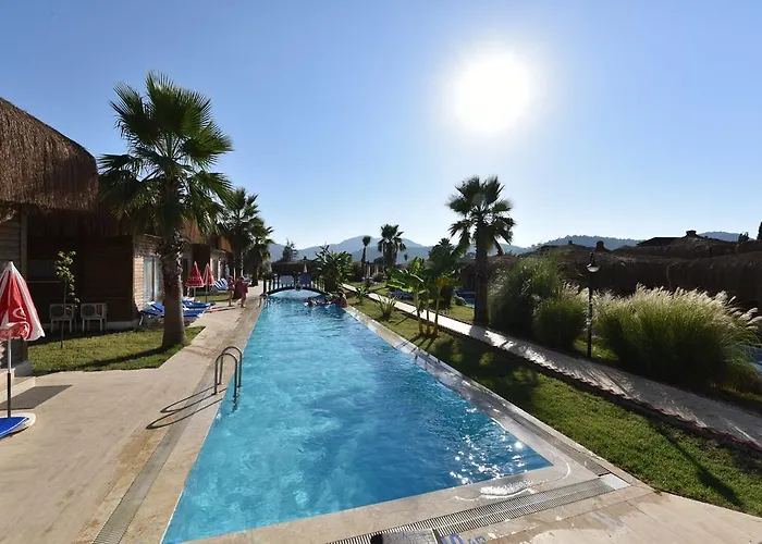 Sahra Su Village & Hotell 4*