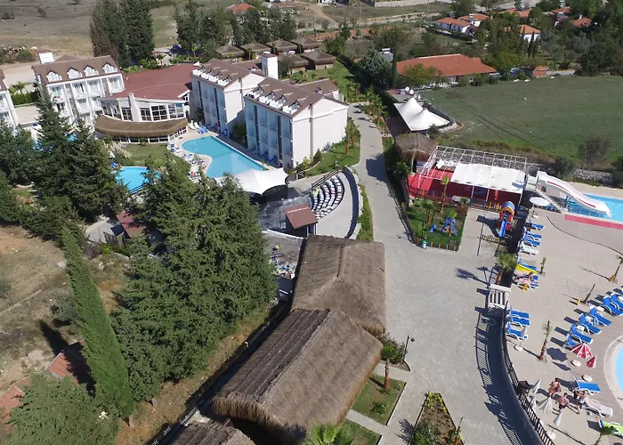 Sahra Su Village & Hotel